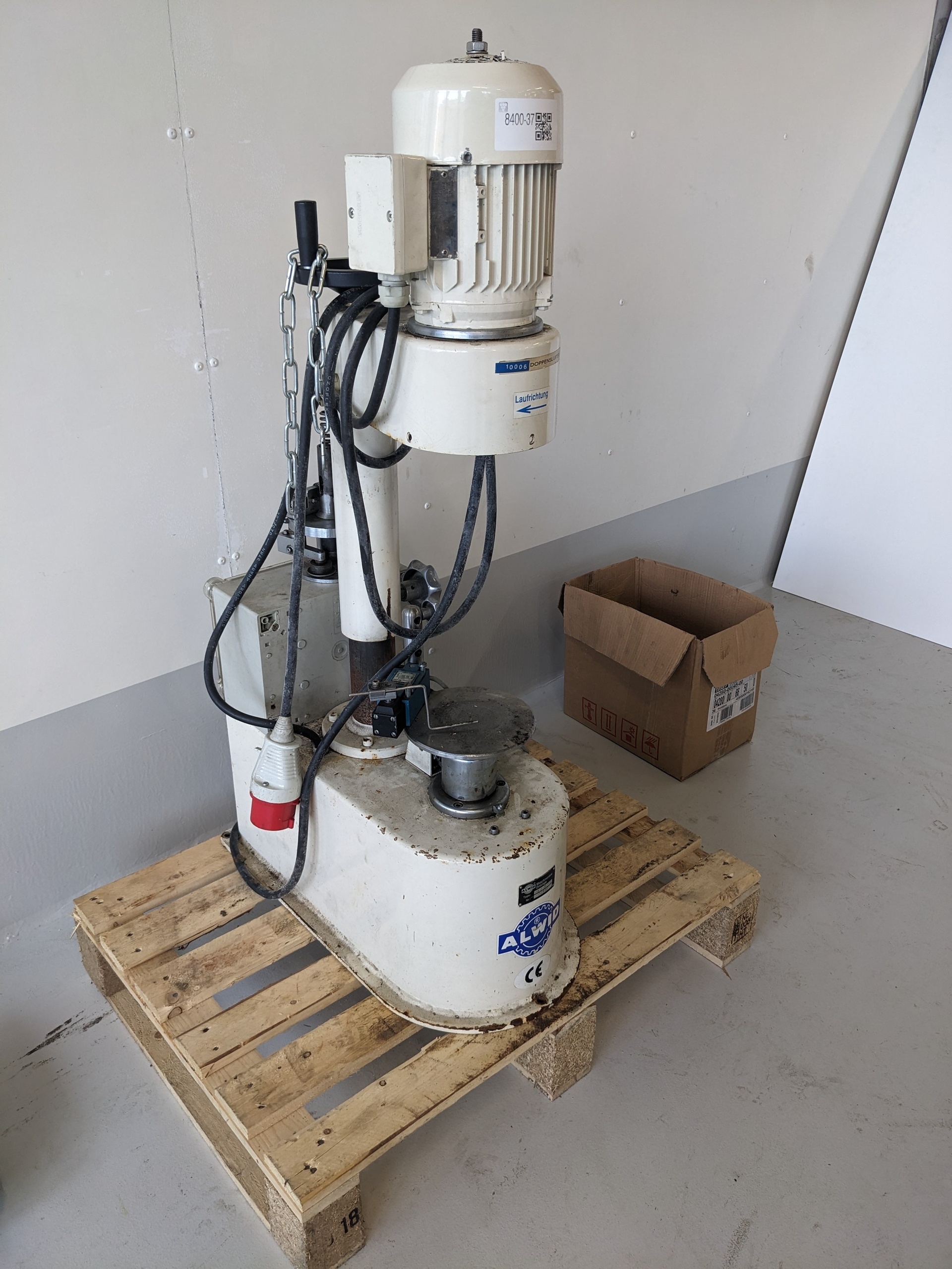 Flessen / doppen sluiter, Alwid, Boy, wit, 1995