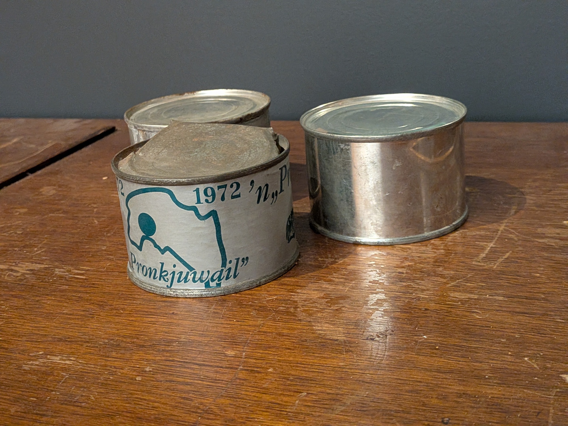 3x Vintage blik met oester