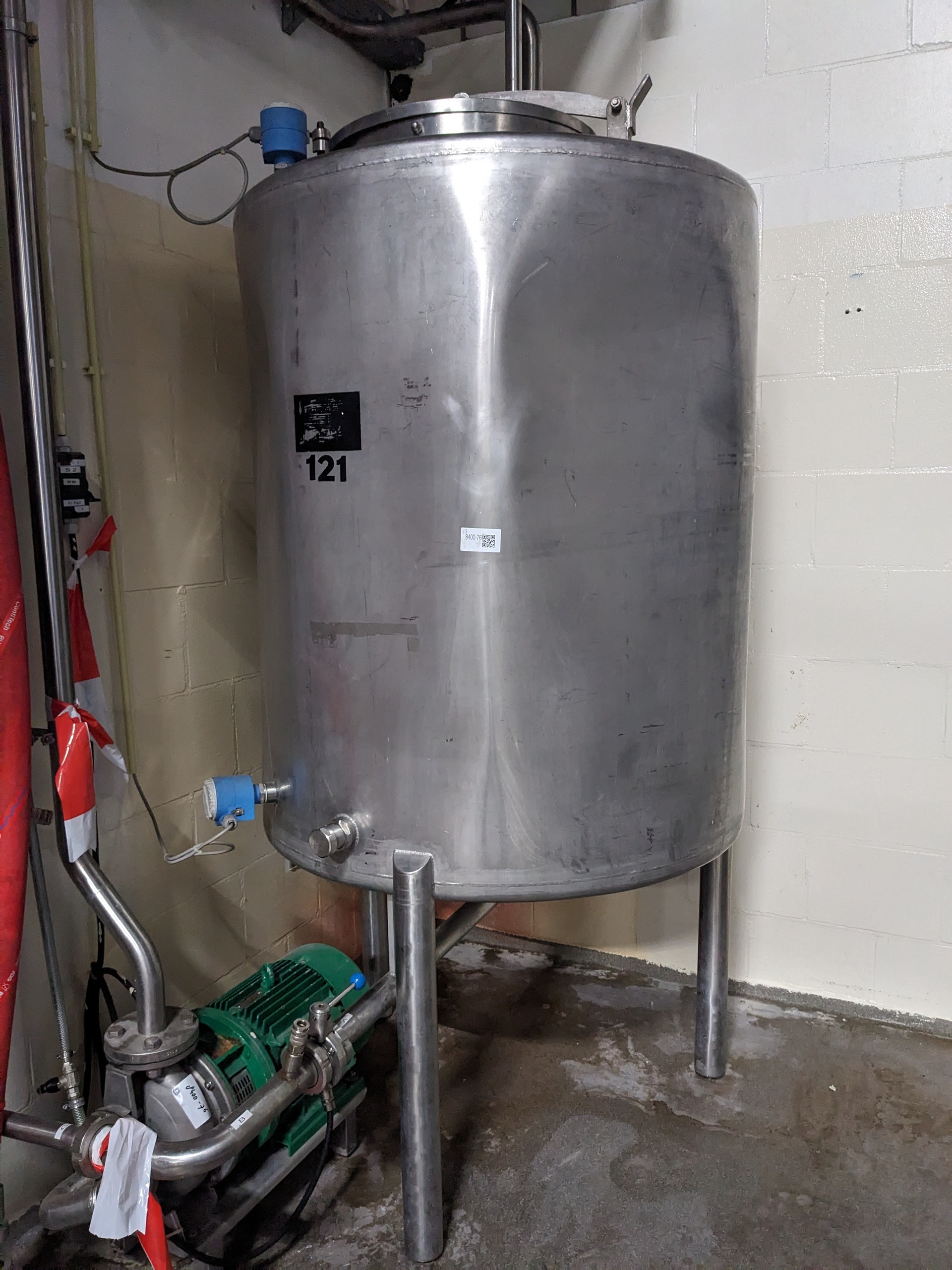 Tank 1000L en spoelpomp