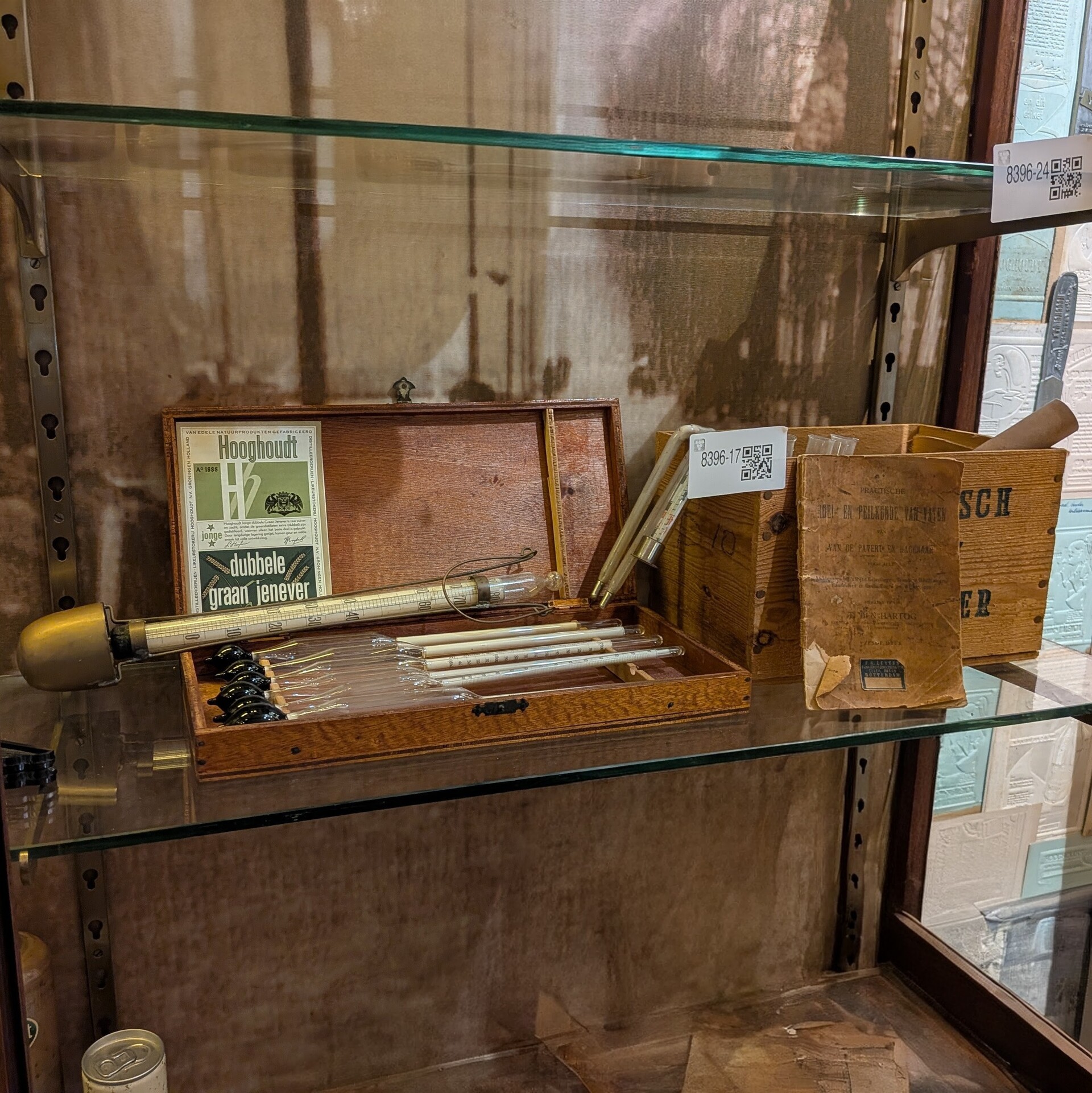 Diverse nostalgische alcoholmeters