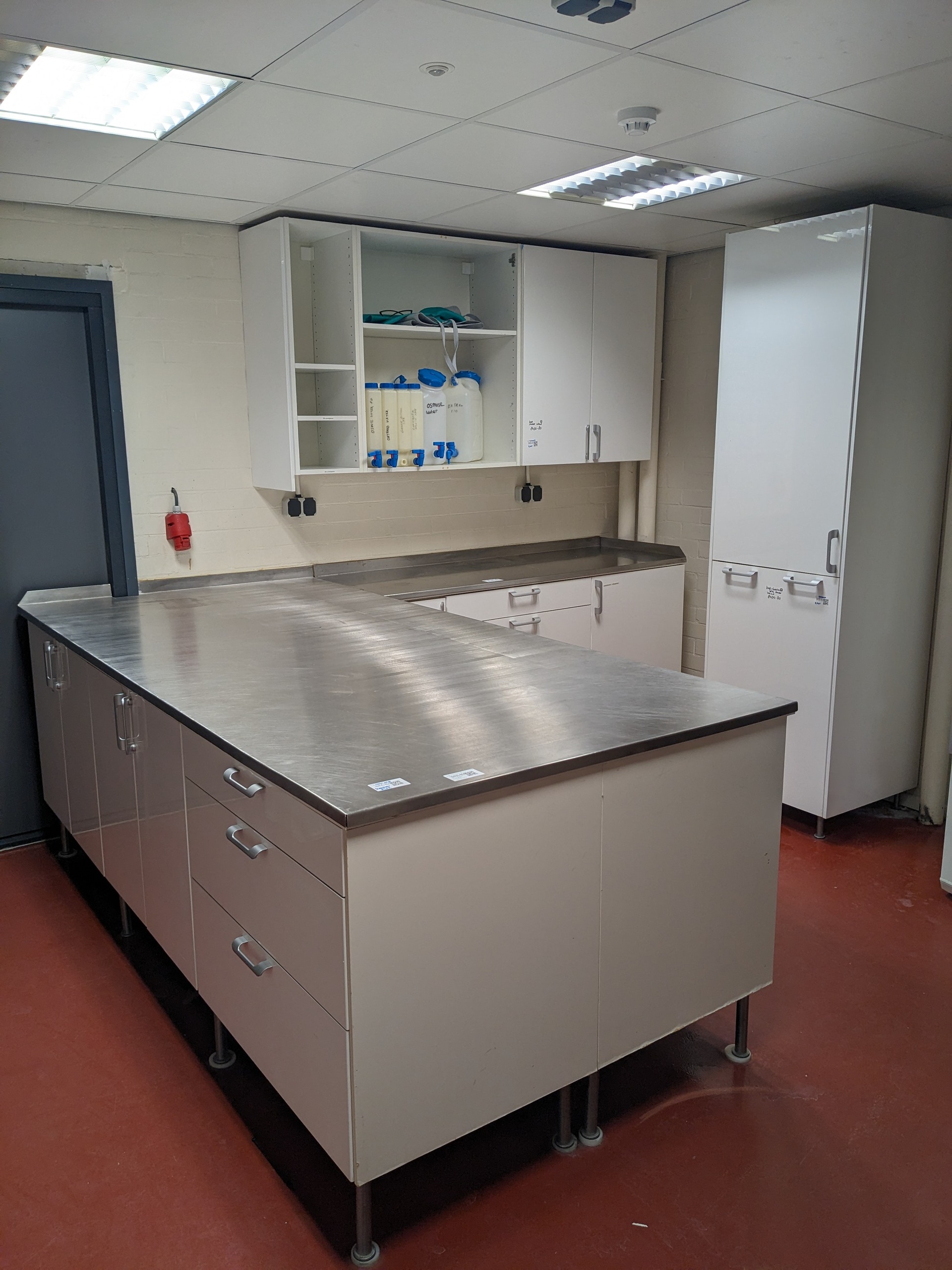 Laboratorium meubel, wit