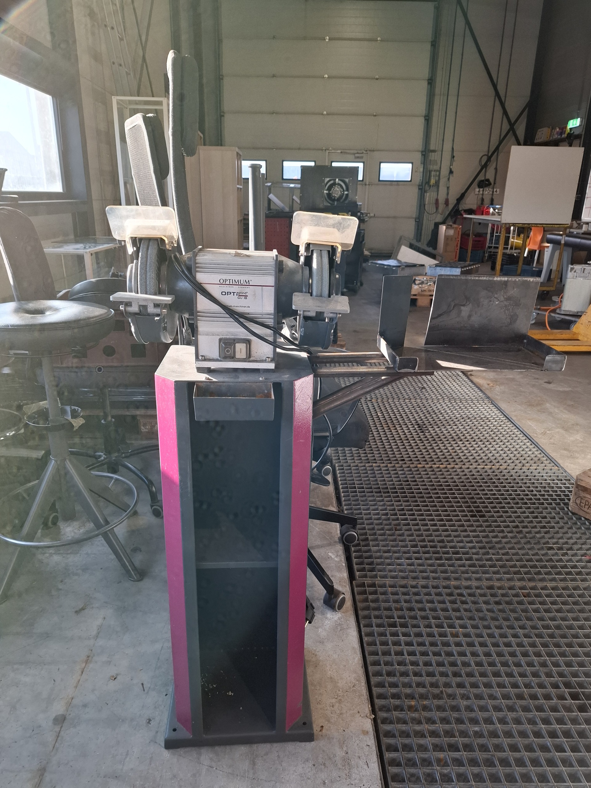 Dubbele slijpsteen op statief Optimum, optigrind GU 18, bouwjaar 2019