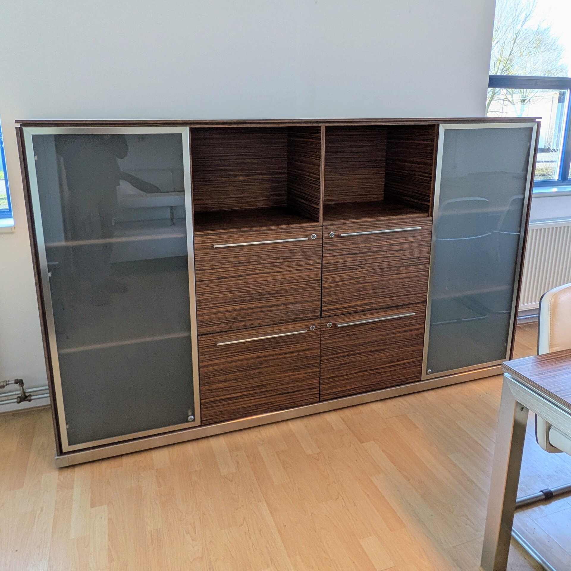 Wandkast met televisiekast