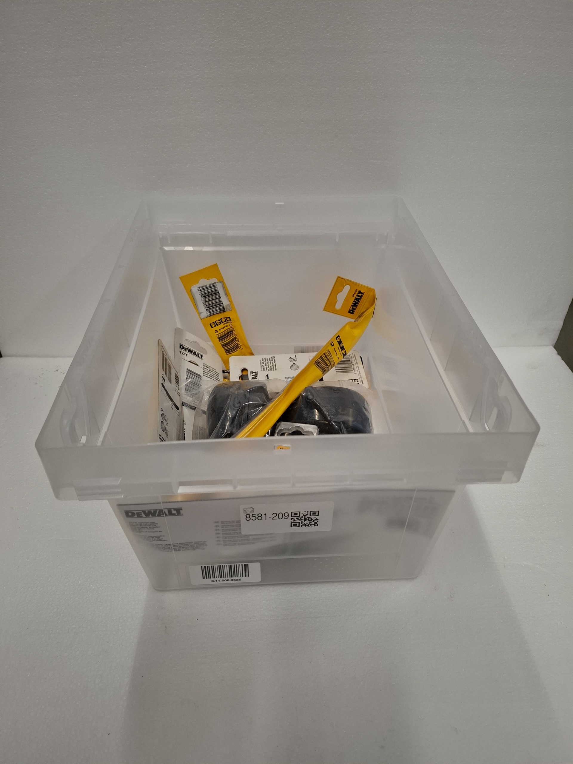 DeWALT surprise box wvp ong. € 250,-, DeWALT