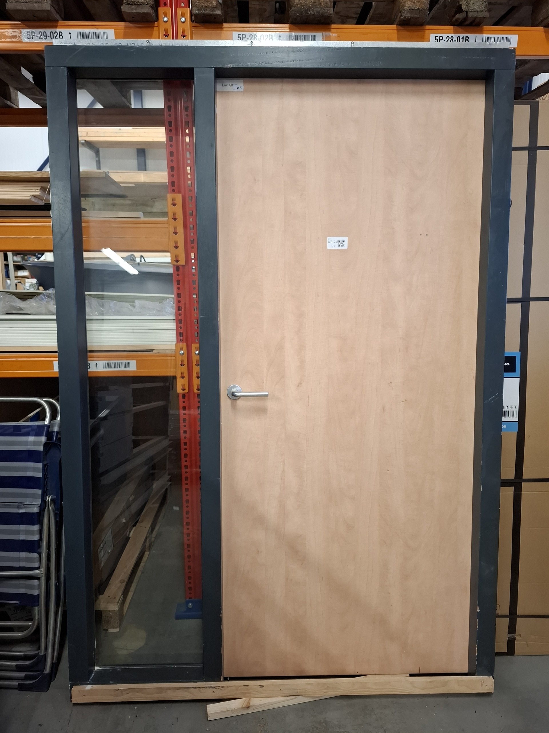 9x Hardhouten kozijn met zijlicht volspaan deur