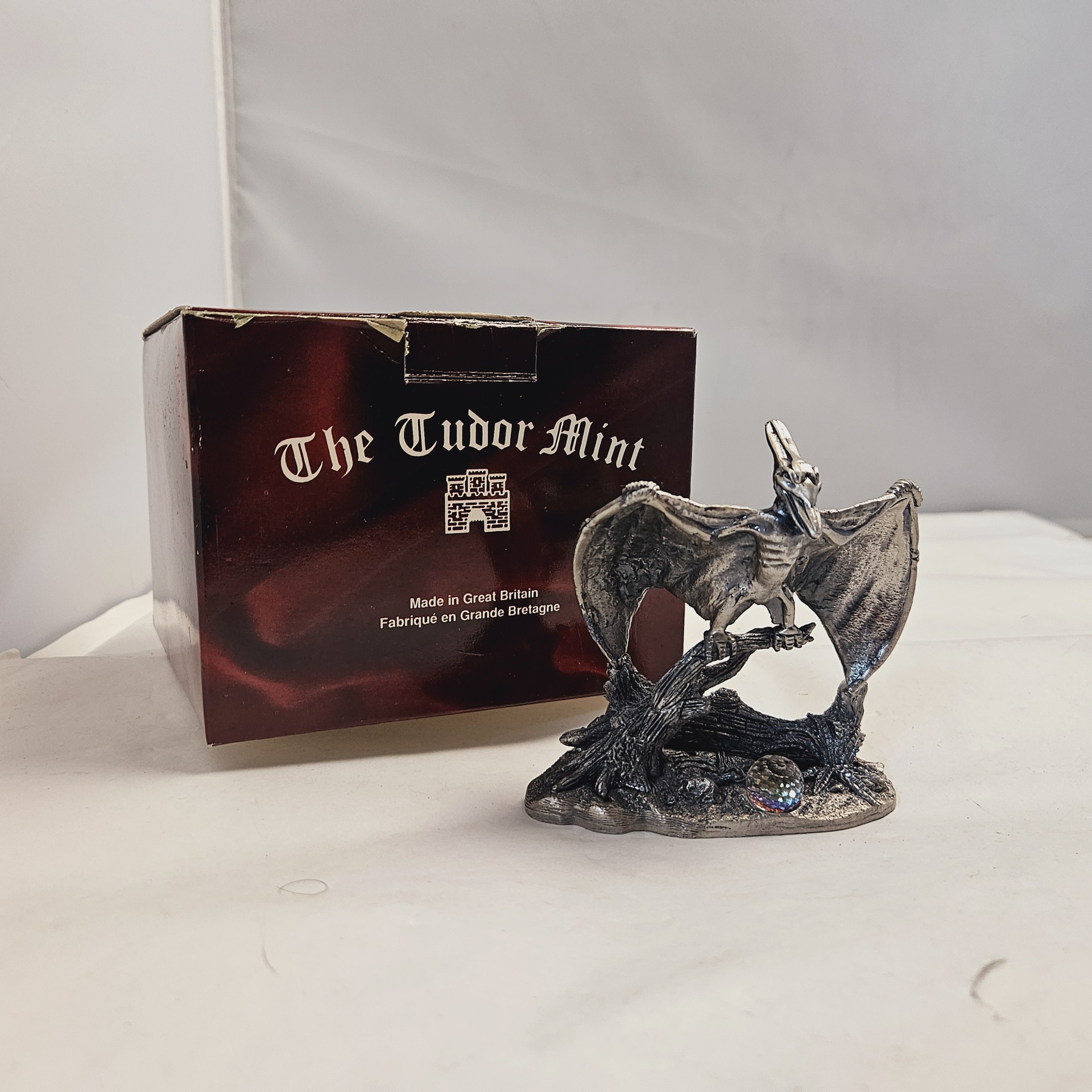 Tudor Mint England – Pteranodon statuette met zilver vergoten