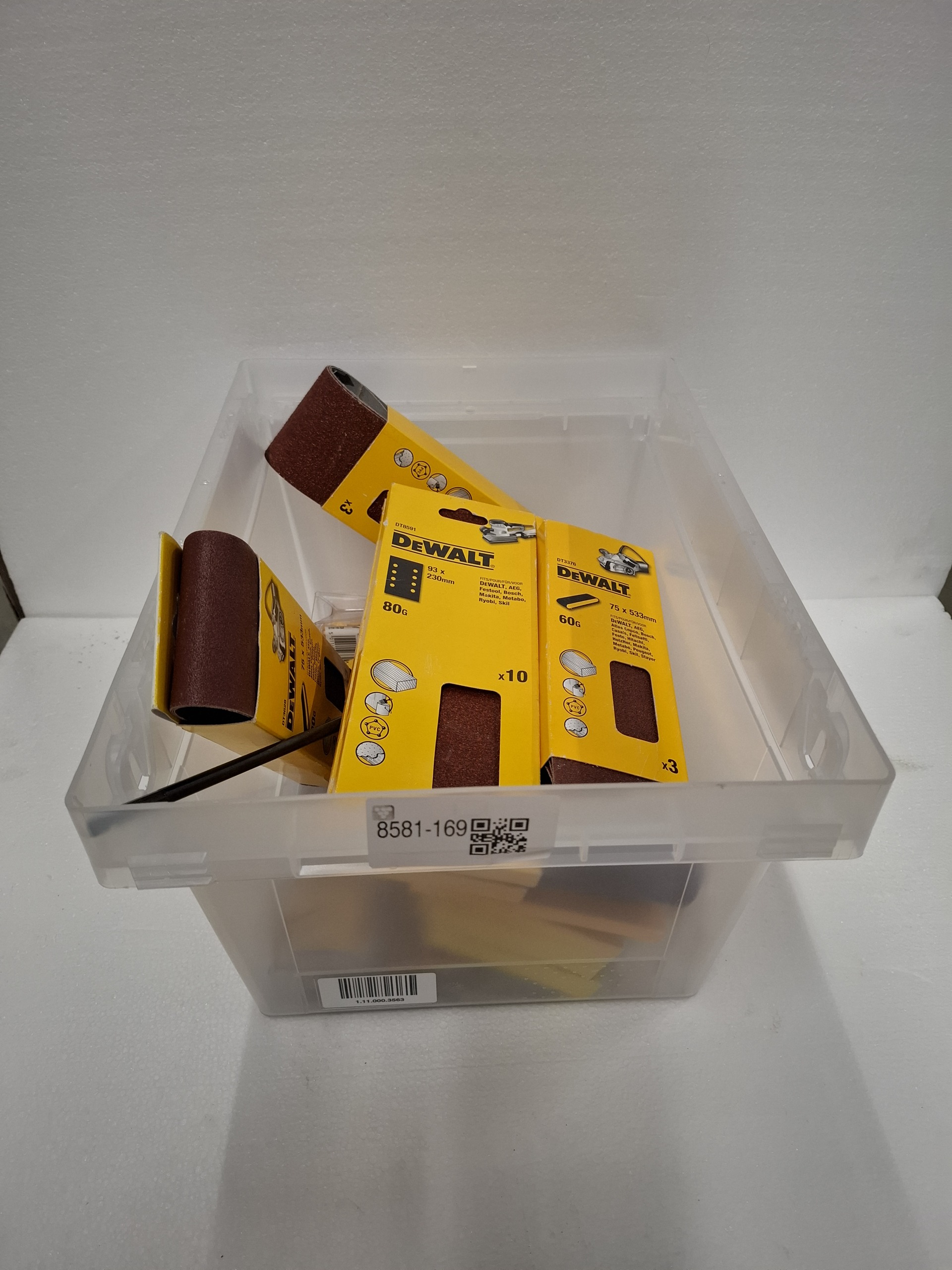 DeWALT surprise box wvp ong. € 175,-, DeWALT