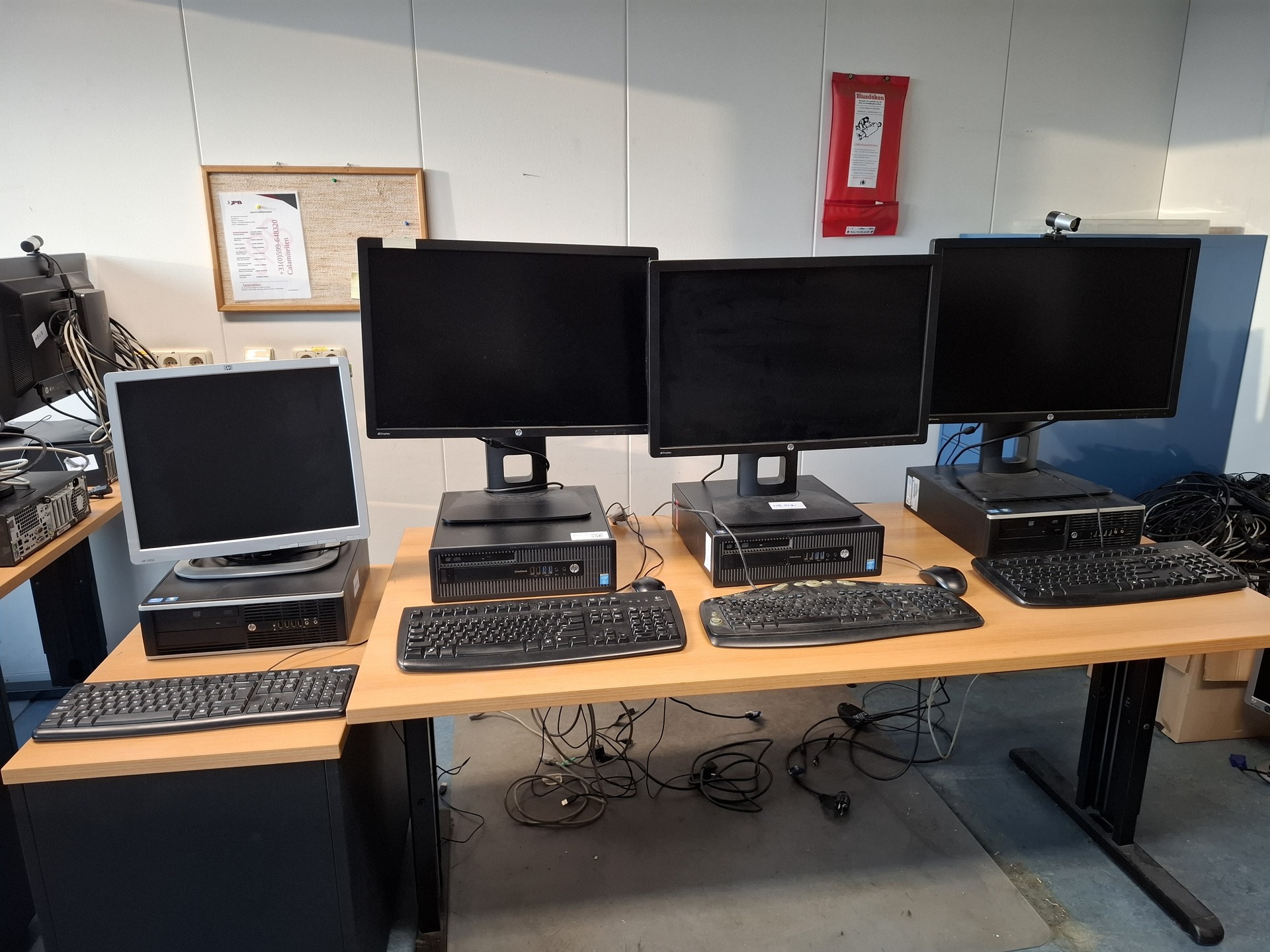 4x Computer met beeldscherm en toetsenbord HP, HP Pro 6300 SFF i5, HP