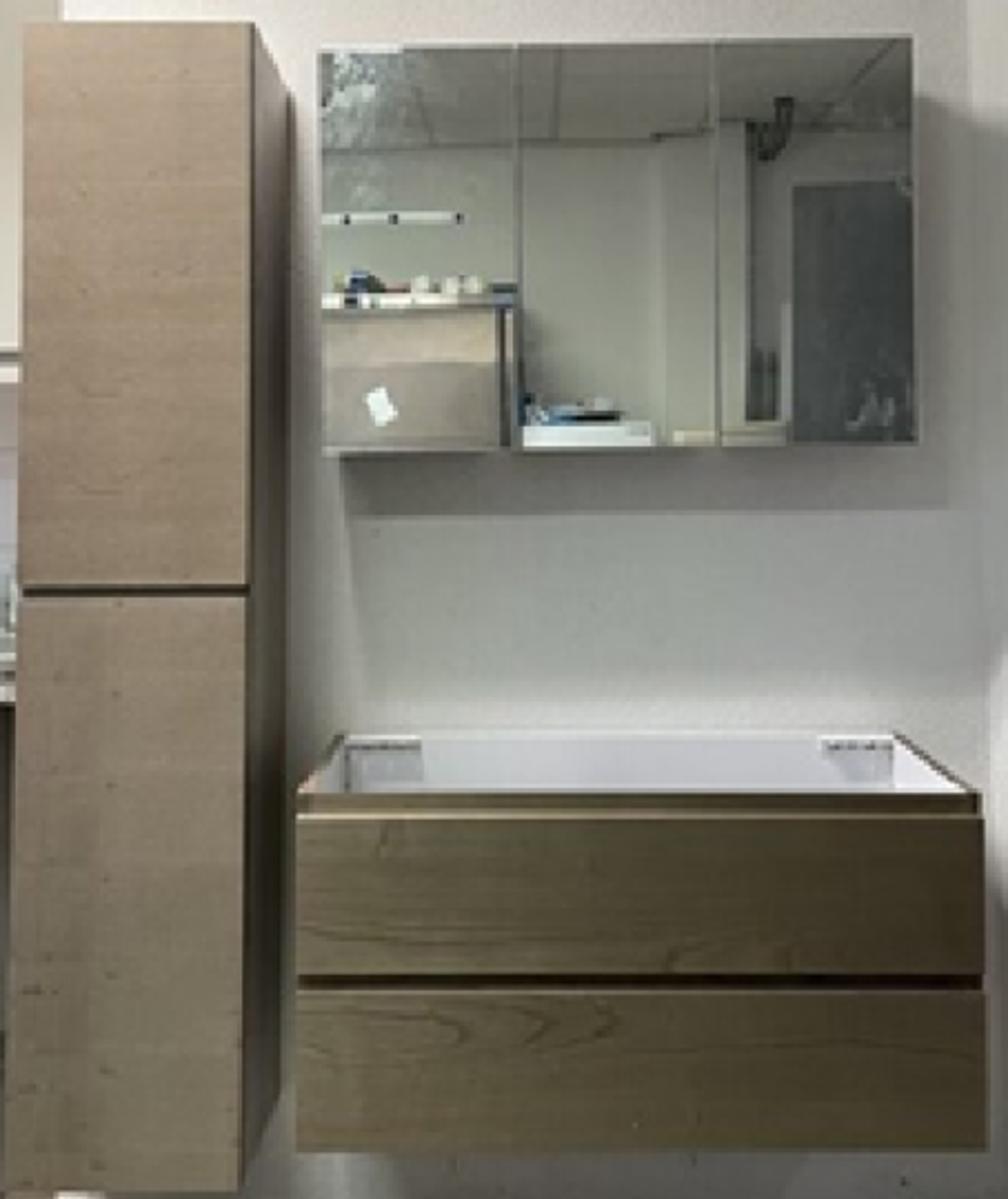 Badmeubel, spiegelkast en hoge kast, The Collection, Concept, Grijs