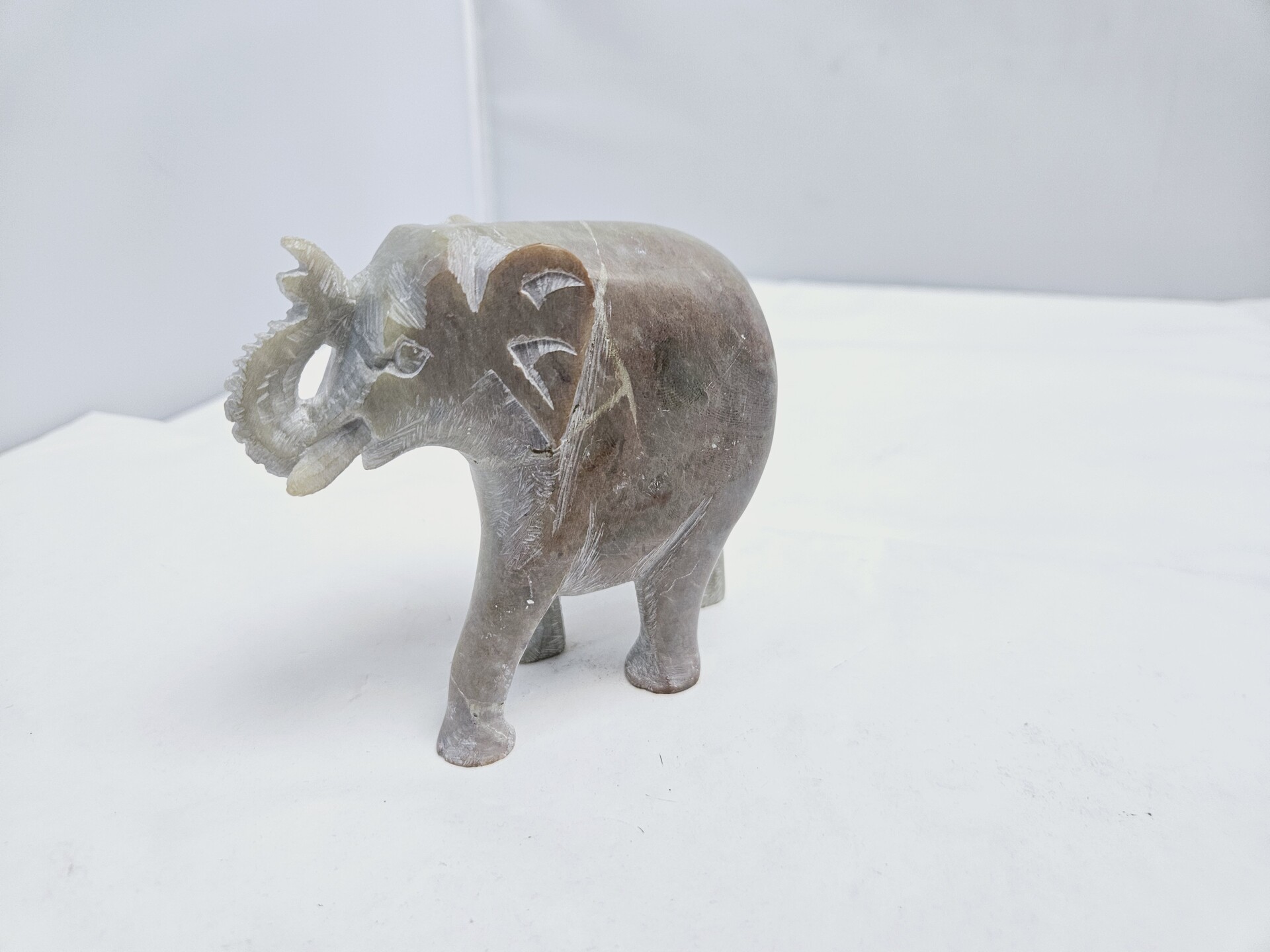 Imperial elephant antieke soapstone sculptuur