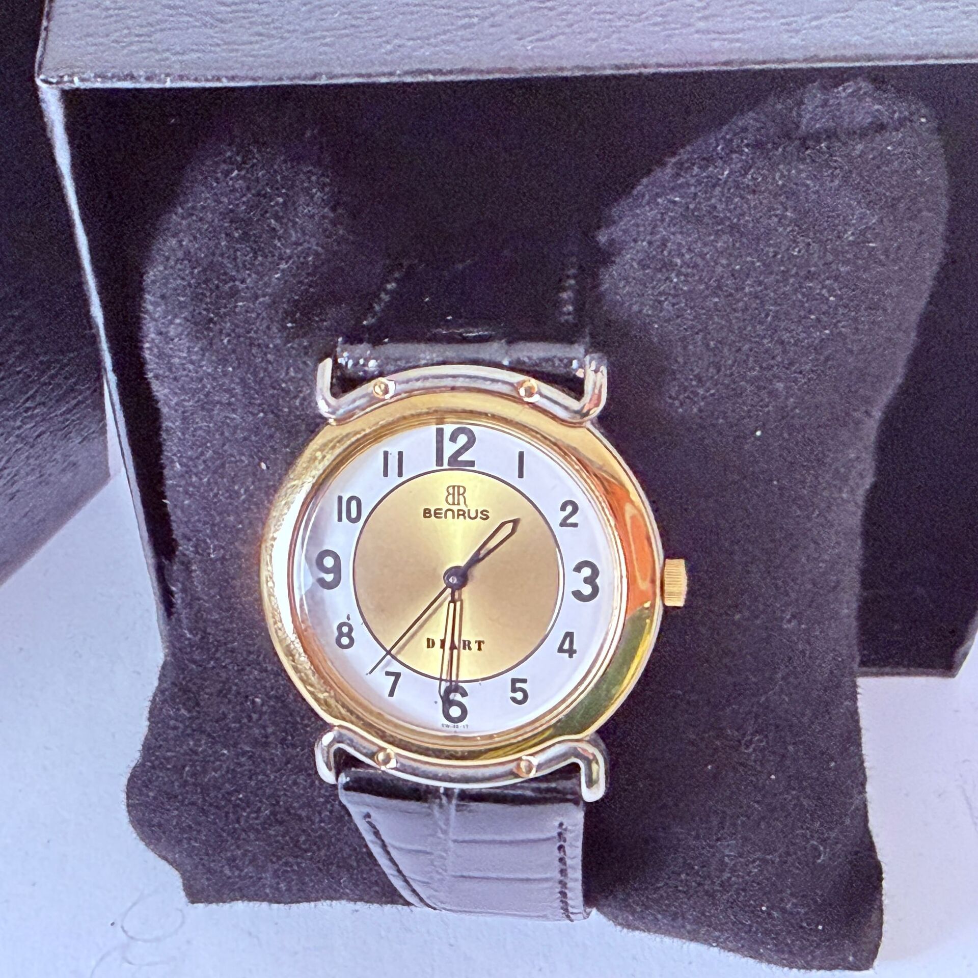 Benrus juweliershorloge dresswatch – Swiss made