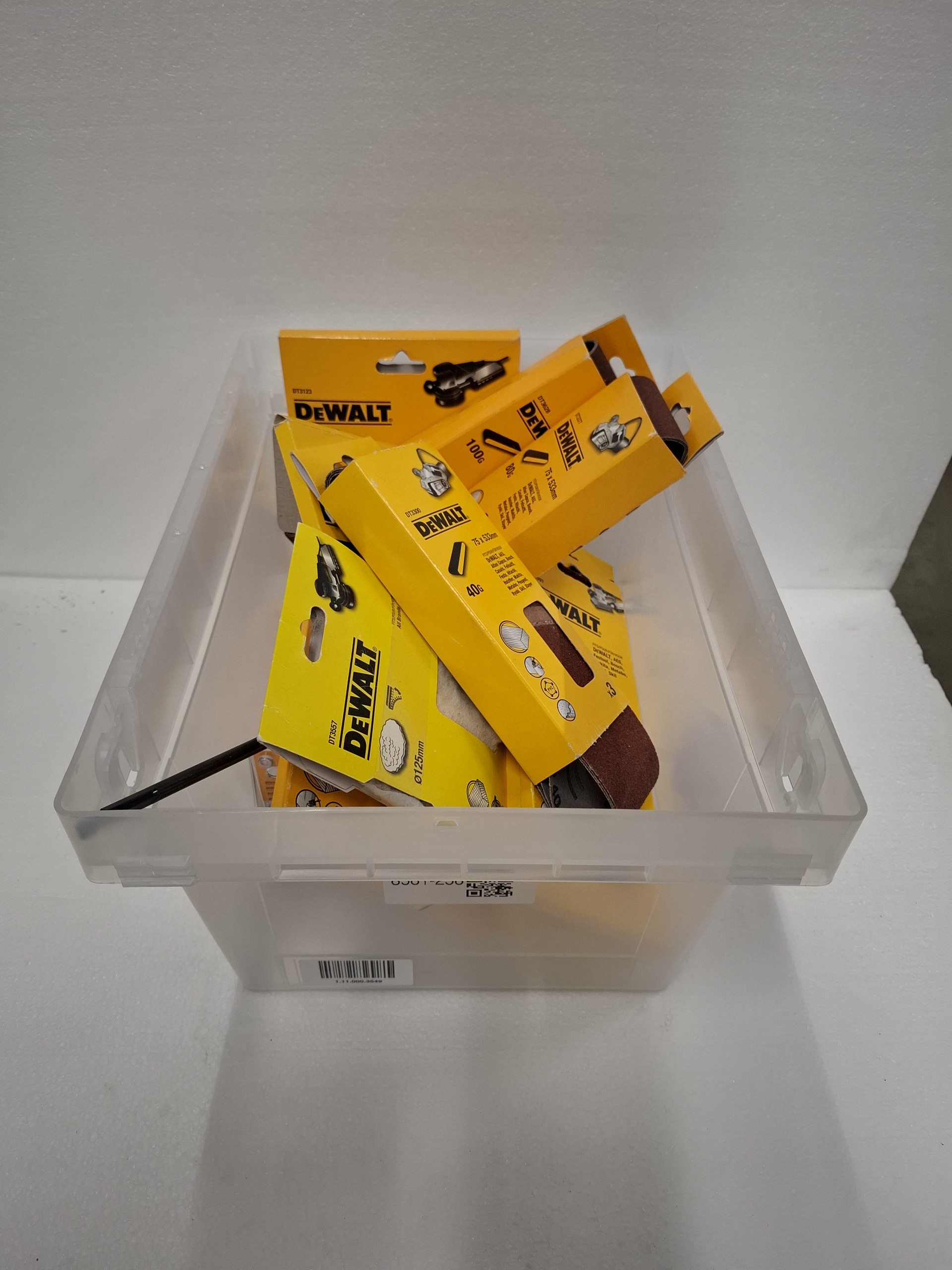 DeWALT surprise box wvp ong. € 175,-, DeWALT