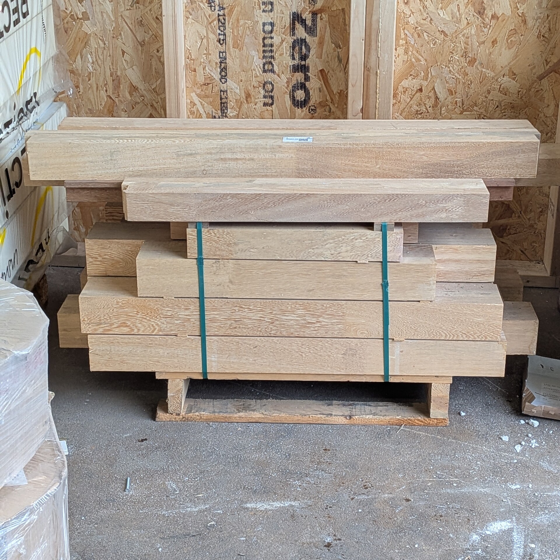 Ca. 25x Partij latei houten balk