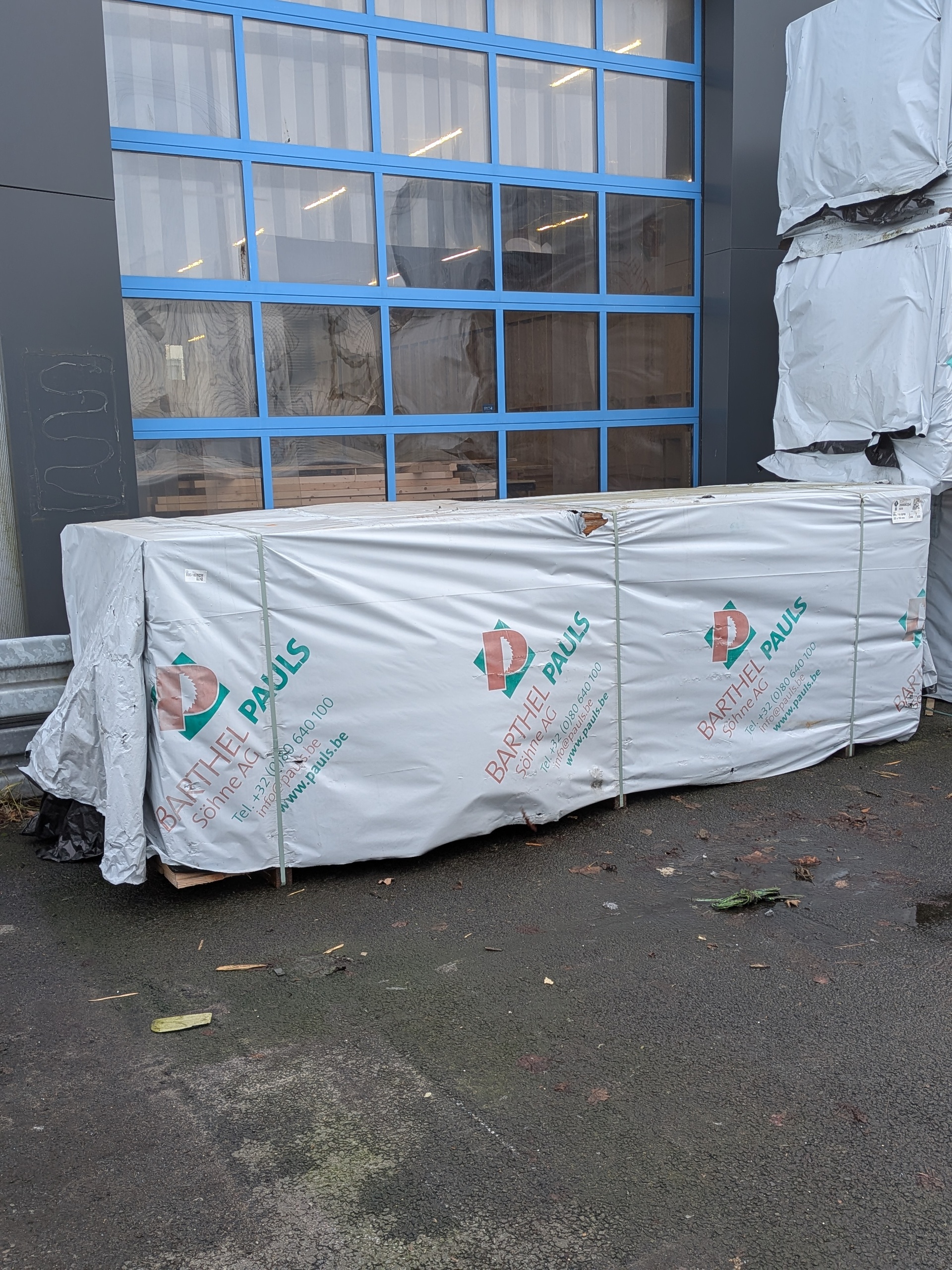 Ca. 322x Ruw Douglas 22x150x3600 in pak Barthel Paus