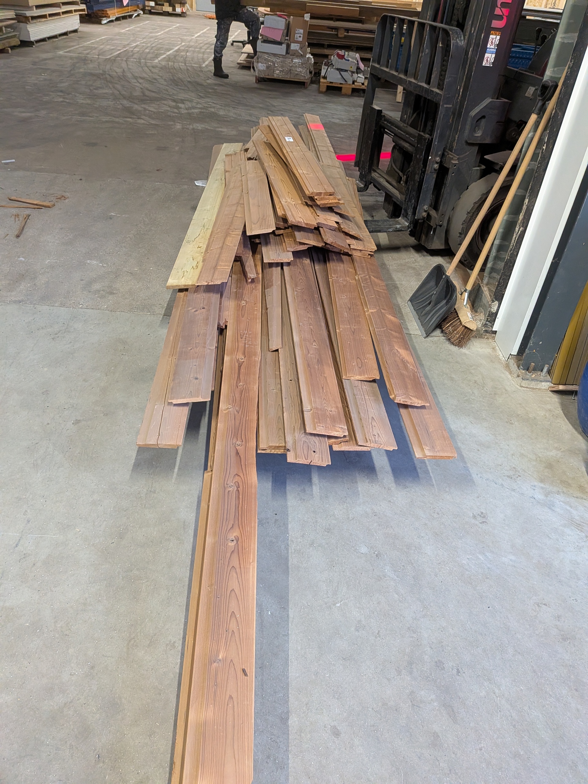 Ca. 63x Gevelbekleding rabat Bruin