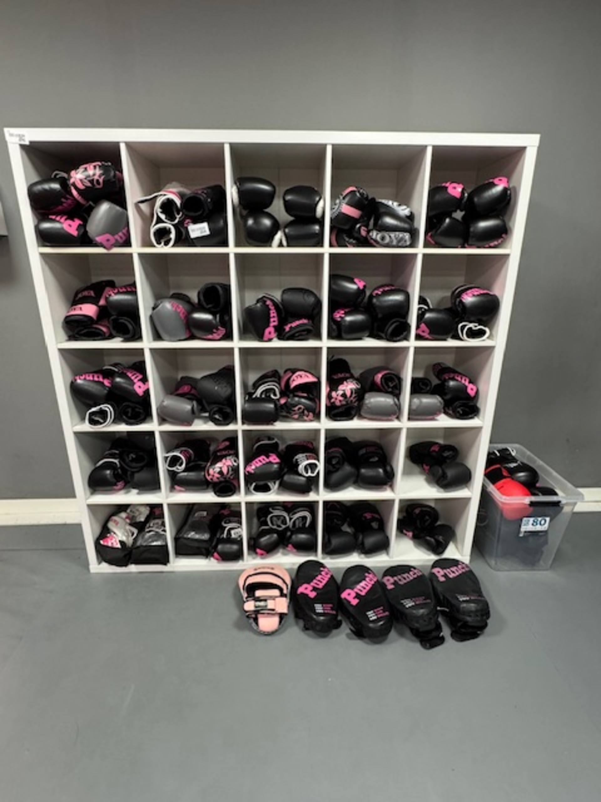 Ca. 55x paar Bokshandschoenen Joya