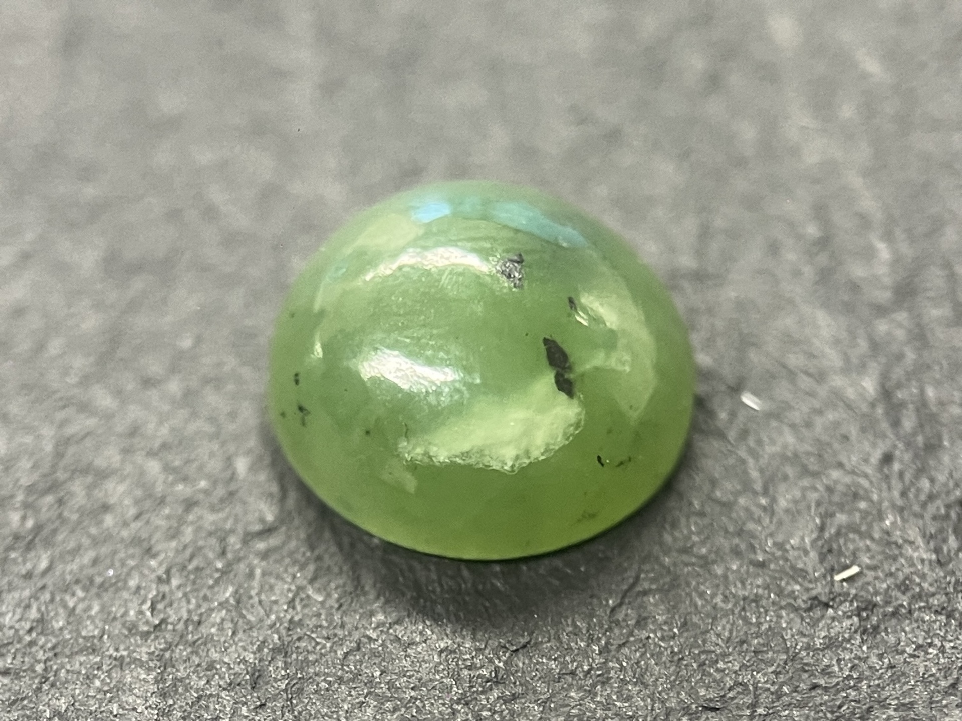 Edelsteen – 3.86 carat jade