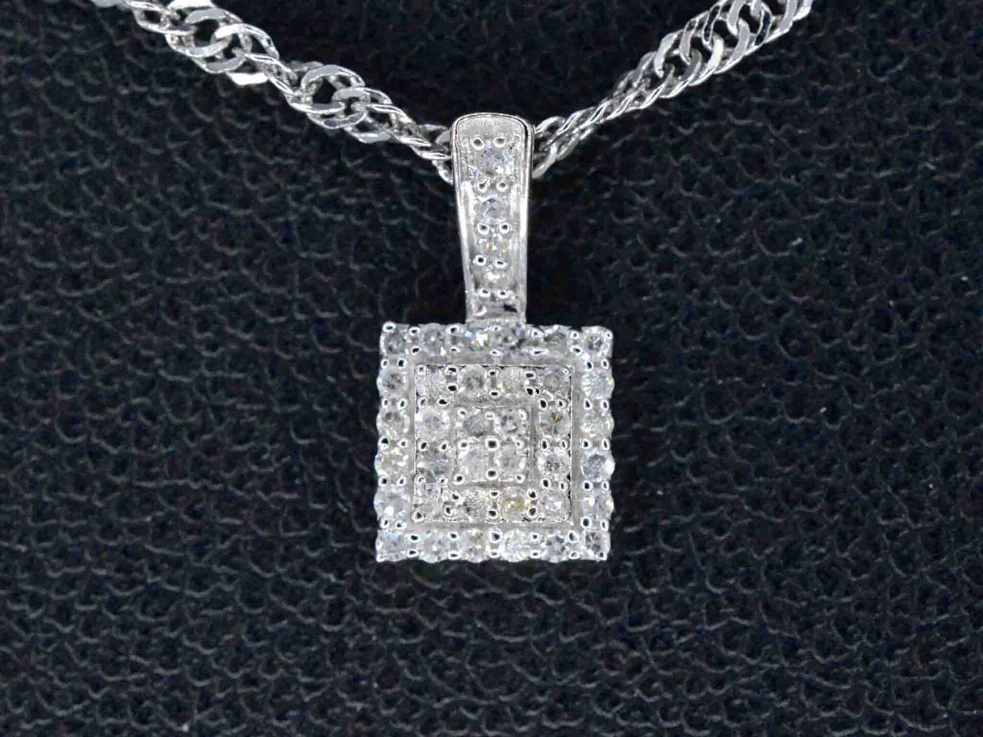 Witgouden hanger met diamanten, excl. ketting