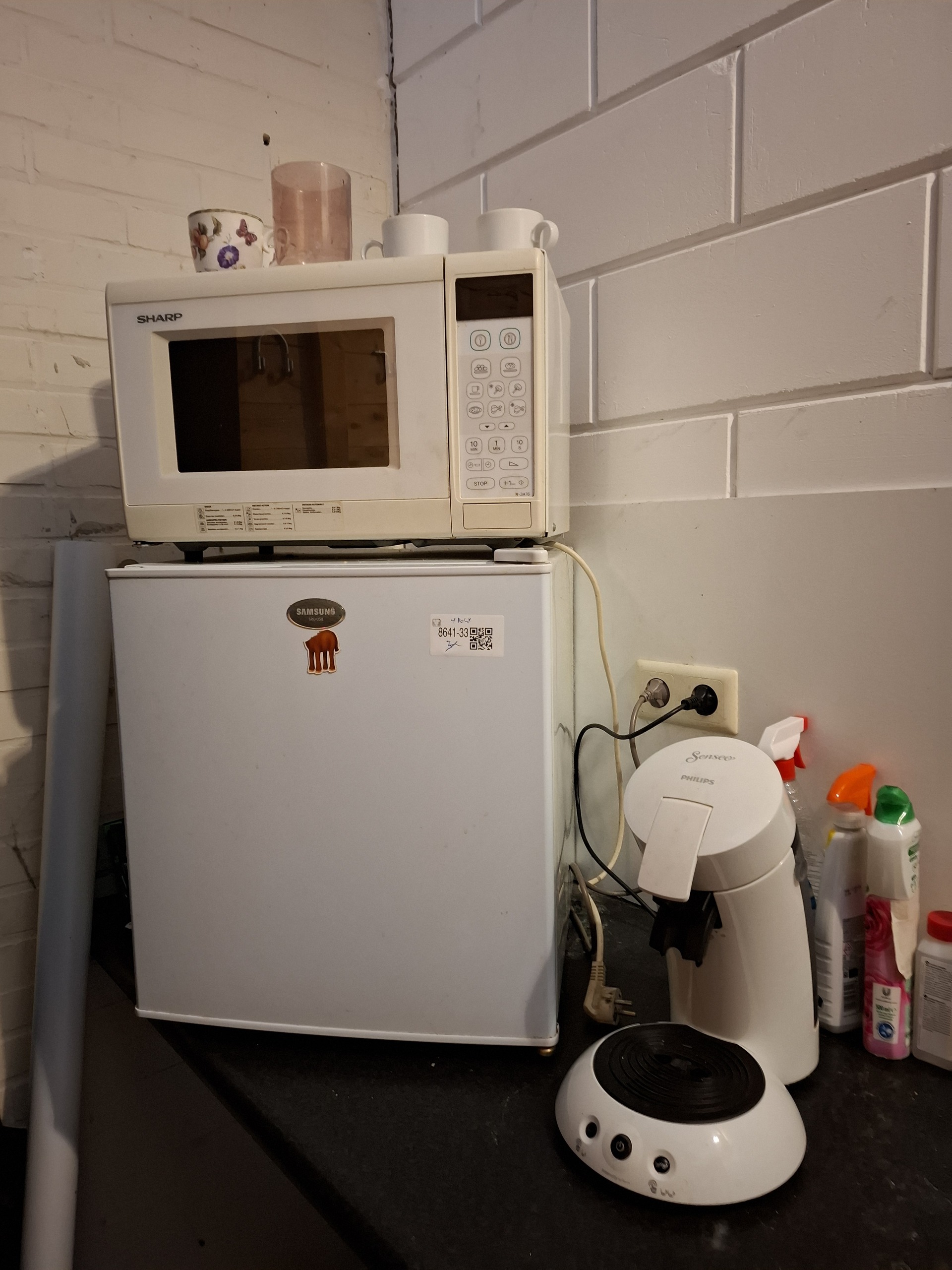 Koelkast, magnetron en Senseo Samsung, Sharp, Philips