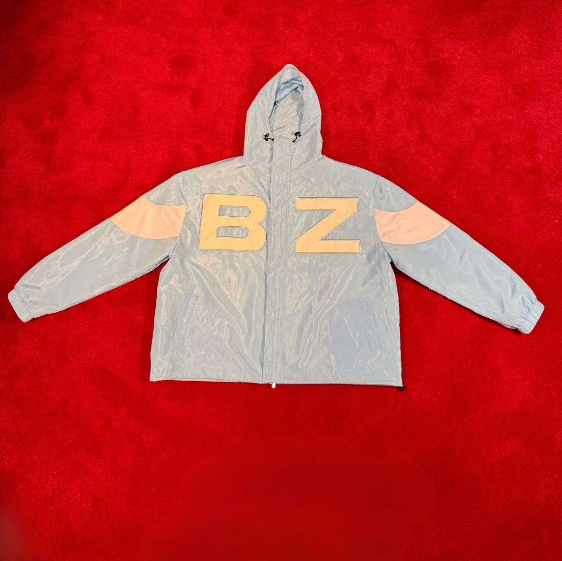 Jas Bankzitters, Ziggo Dome World Tour, lichtblauw, Gedragen door Milo